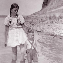 Дети на реке Томи, правобережье, в районе г.Томска, 1939 год