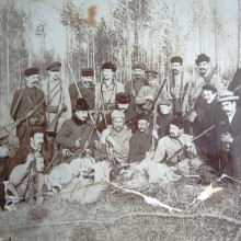 Группа охотников в окрестностях г. Томска, 1913 год 