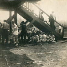 Спортсмены на стадионе перед началом соревнований, г. Томск, 1937 г.
