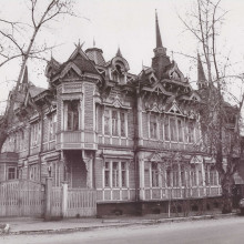 Особняк архитектора С.В.Хомича. г.Томск. 1990-е.