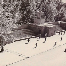 Трибуна на пл Революции, вид сверху, г. Томск, 1950-1960-е, фото Г. Абрамочкина